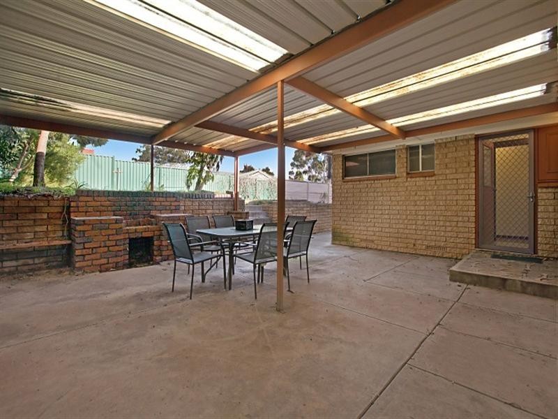 7 La Parouse Crescent, Fairview Park SA 5126