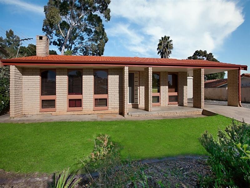7 La Parouse Crescent, Fairview Park SA 5126