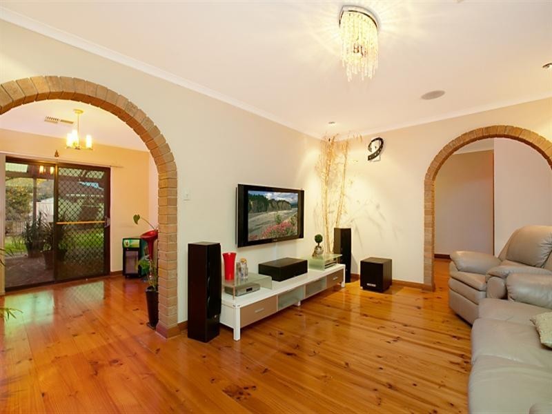 7 Meadowvale Road, Athelstone SA 5076