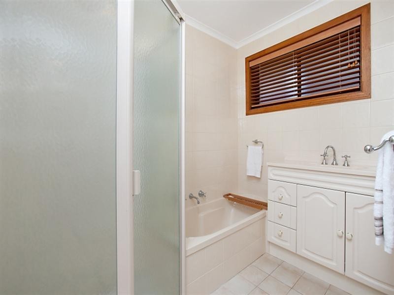 6 Waitara Road, Banksia Park SA 5091