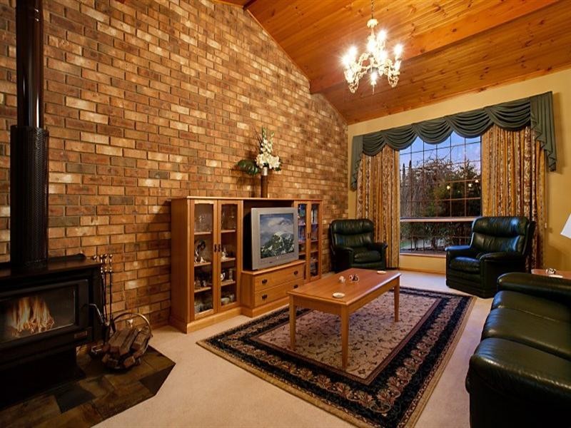 25 Kara Crescent, Gulfview Heights SA 5096