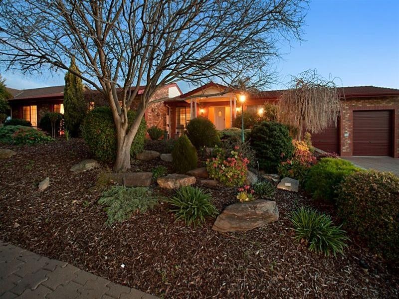 25 Kara Crescent, Gulfview Heights SA 5096