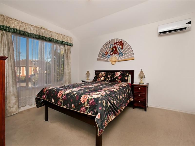 35 Martindale Place, Walkley Heights SA 5098