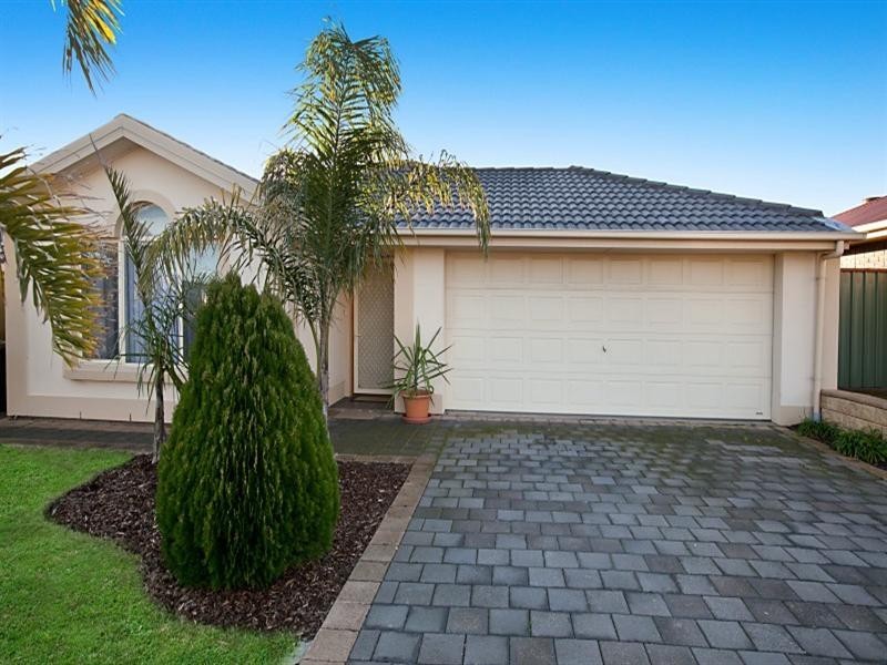 35 Martindale Place, Walkley Heights SA 5098