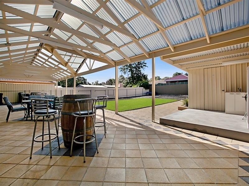 5 Britten Avenue, Modbury SA 5092