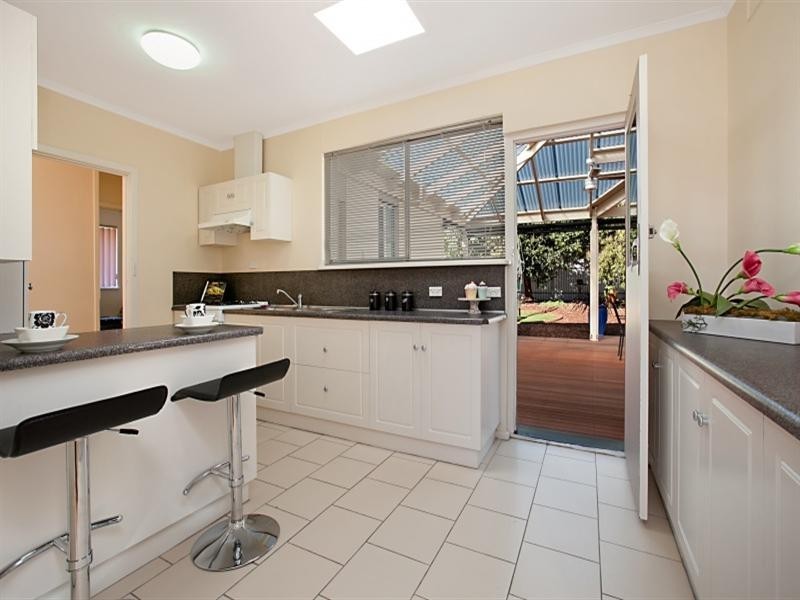 19 Nottingham Crescent, Valley View SA 5093