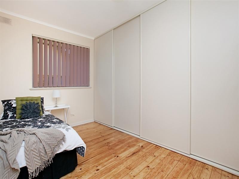 19 Nottingham Crescent, Valley View SA 5093