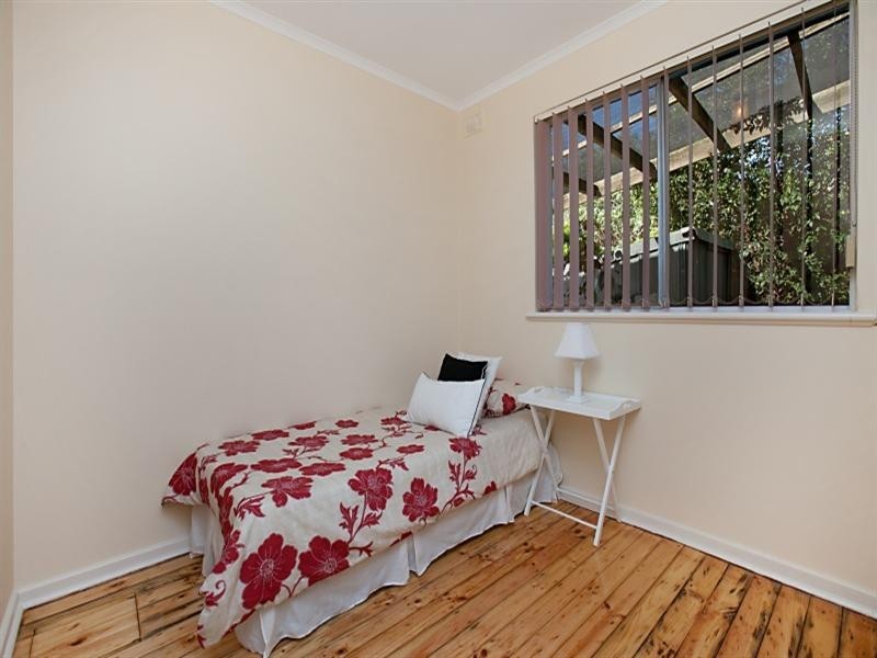 19 Nottingham Crescent, Valley View SA 5093