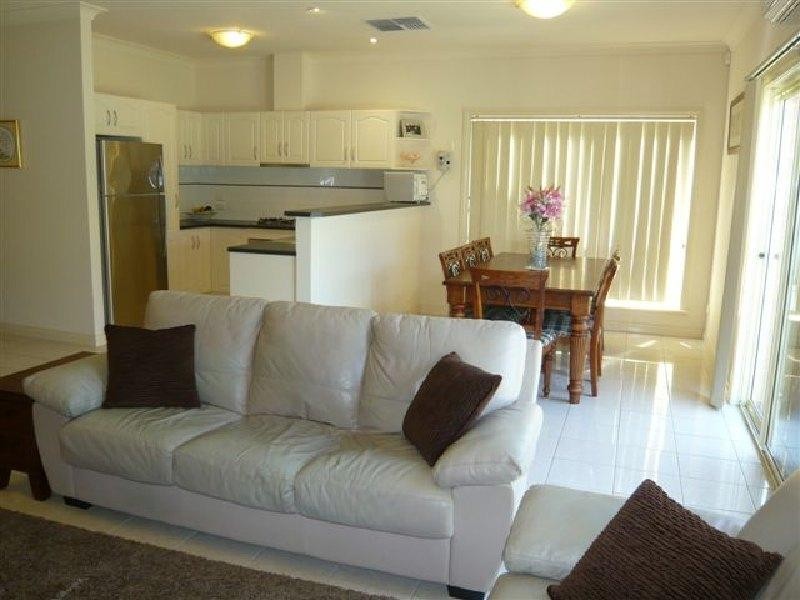 38 Avocet Drive, Mawson Lakes SA 5095