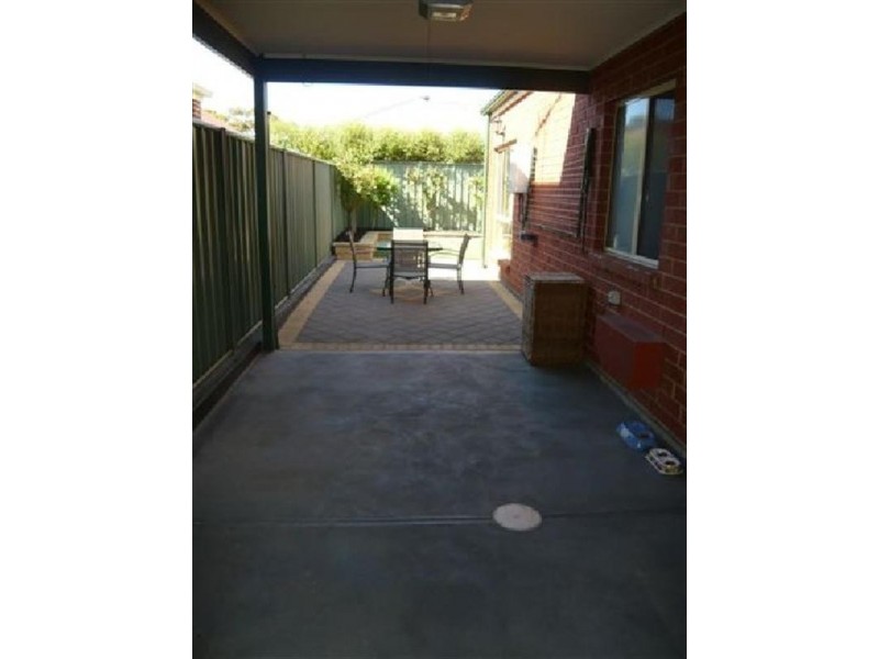 38 Avocet Drive, Mawson Lakes SA 5095