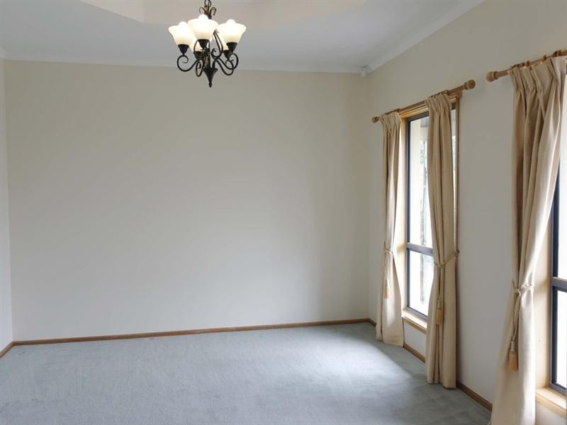 4 Niedpath Street, Walkley Heights SA 5098