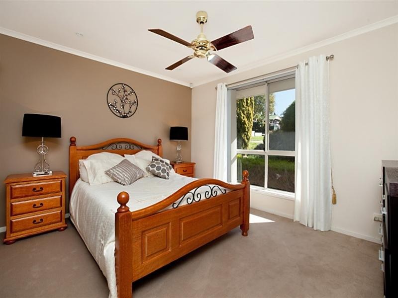 3 Gilchrist Close, Greenwith SA 5125