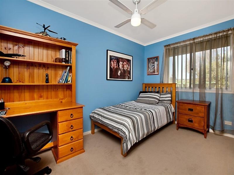 3 Gilchrist Close, Greenwith SA 5125