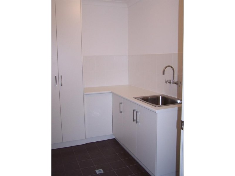 36 Emerald Street, Mawson Lakes SA 5095