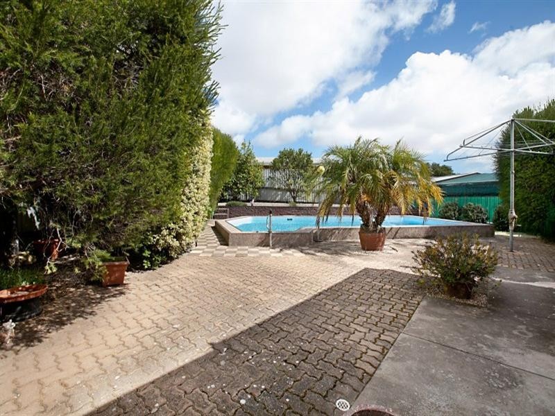 37 Vista Avenue, Valley View SA 5093