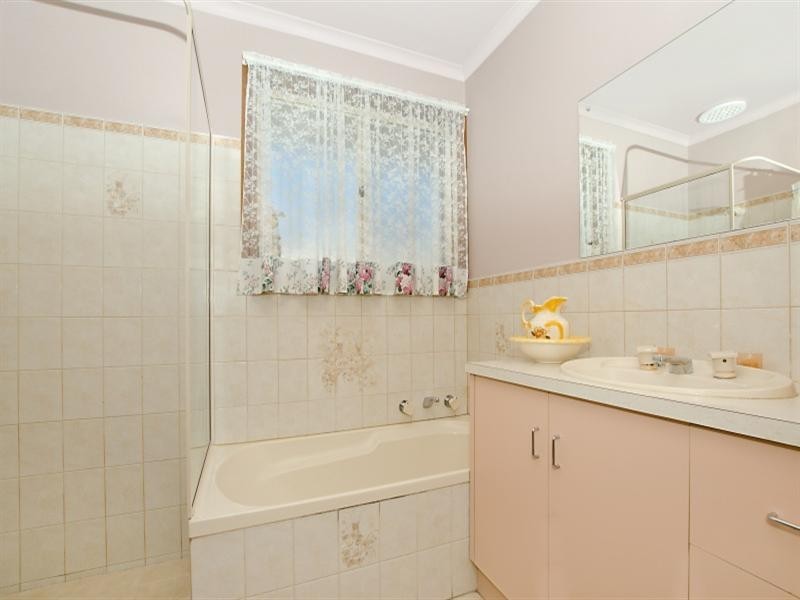 1 Ruse Court, Golden Grove SA 5125