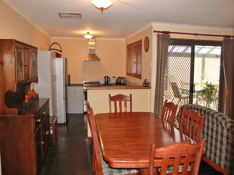 3 Brookland Valley Drive, Woodcroft SA 5162