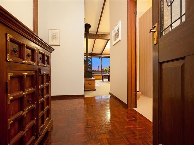 6 Cooinda Avenue, Redwood Park SA 5097