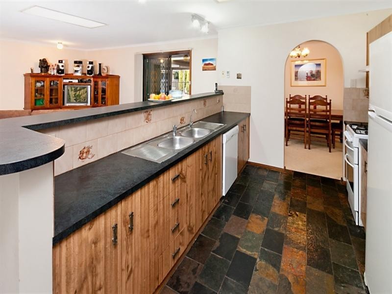 4 Ely Place, Salisbury Heights SA 5109