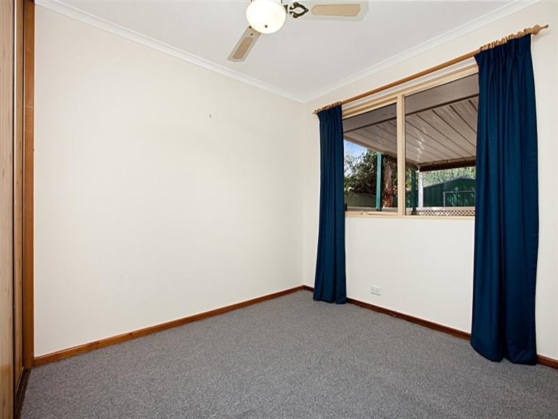 20 Chapman Crescent, Redwood Park SA 5097