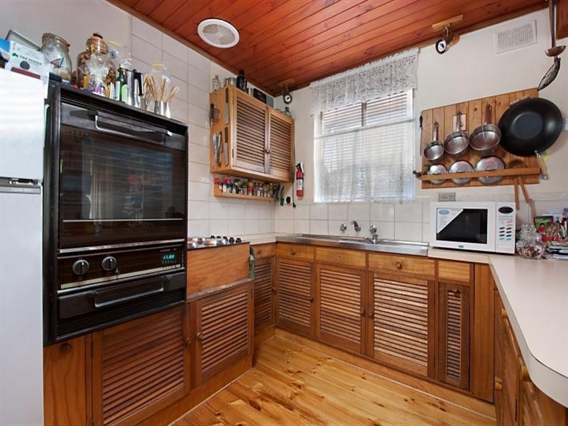 9 Hilltop Avenue, Ridgehaven SA 5097