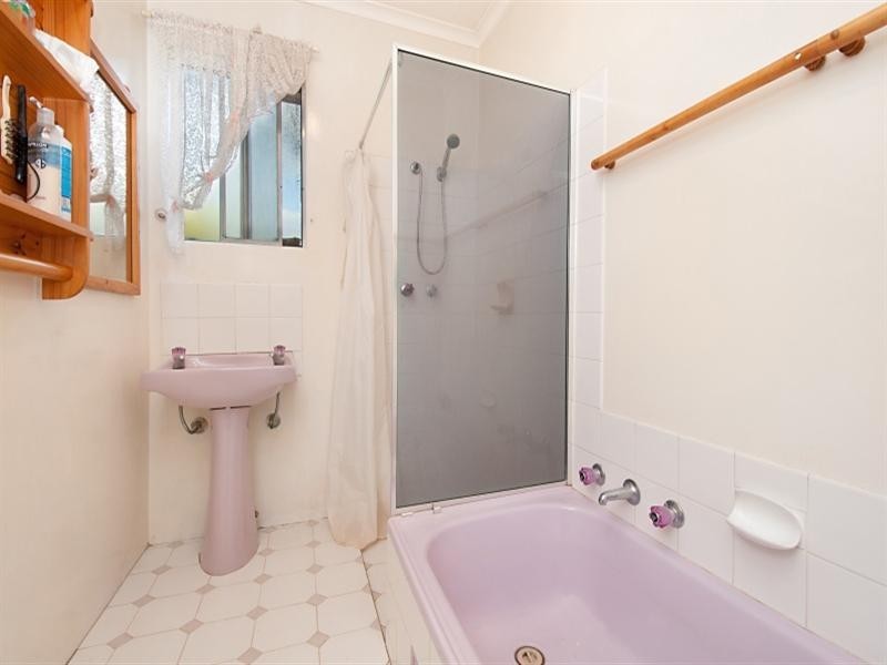 9 Hilltop Avenue, Ridgehaven SA 5097