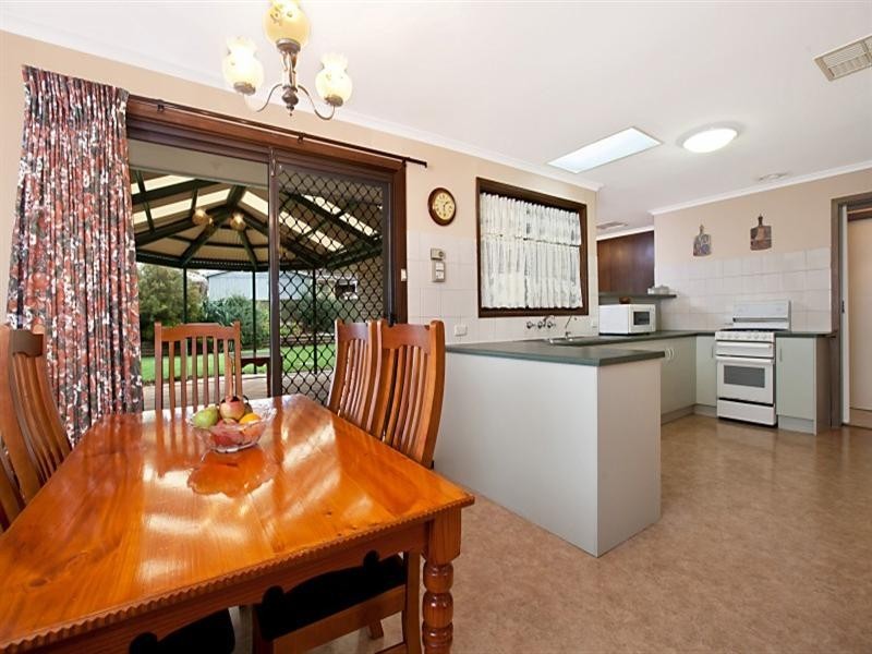 26 Kestral Way, Modbury Heights SA 5092