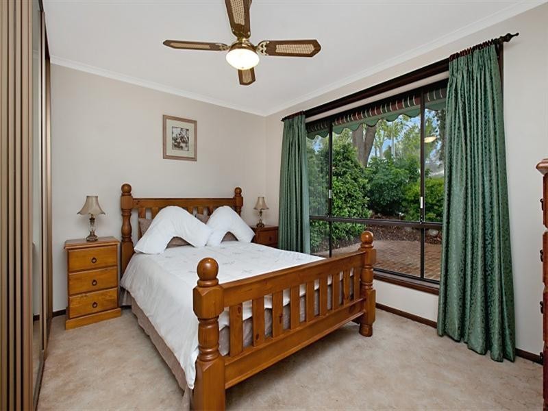 26 Kestral Way, Modbury Heights SA 5092