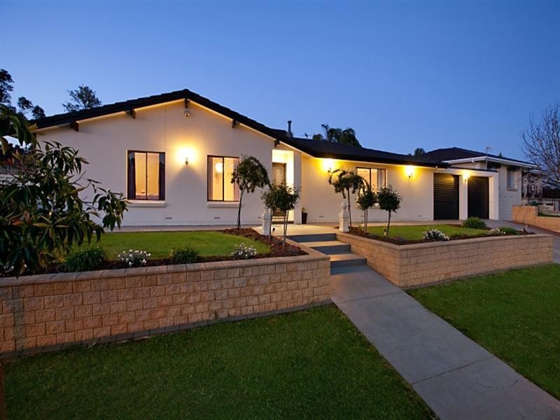 15 Pitman Court, Redwood Park SA 5097