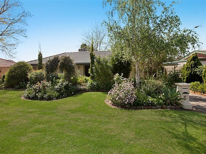 5 Baxter Avenue, Surrey Downs SA 5126