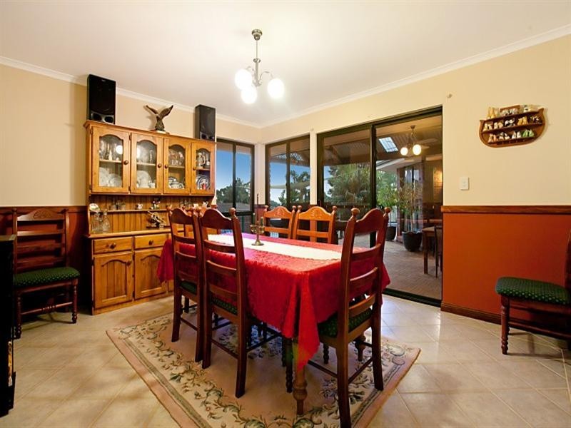 38 Kara Crescent, Gulfview Heights SA 5096