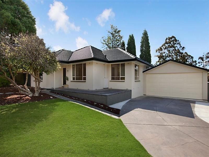 26 Cremin Street, Fairview Park SA 5126