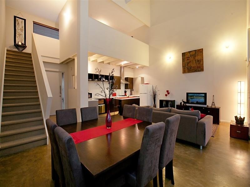 33 The Strand, Mawson Lakes SA 5095