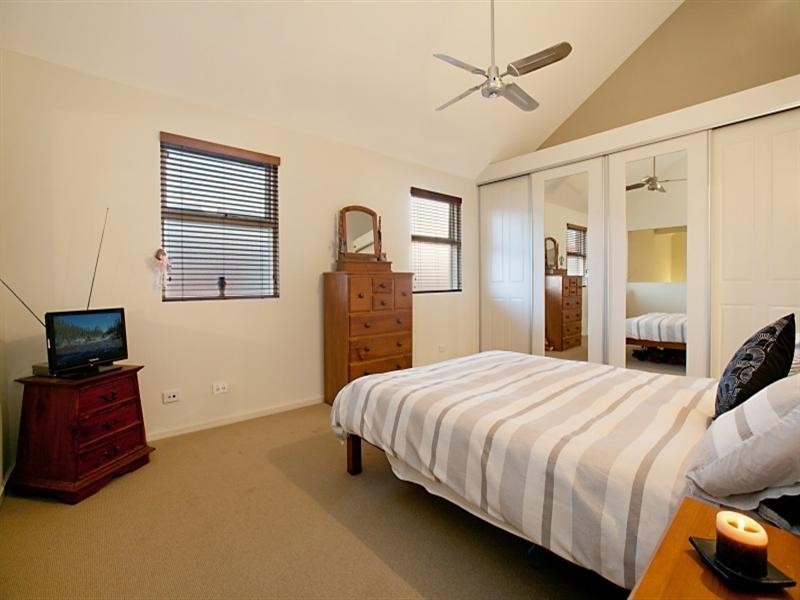 33 The Strand, Mawson Lakes SA 5095