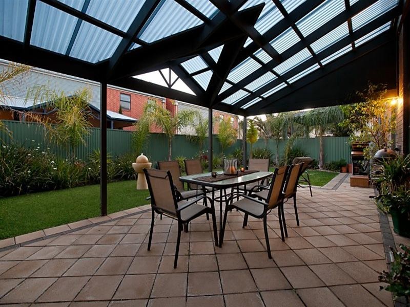 33 The Strand, Mawson Lakes SA 5095