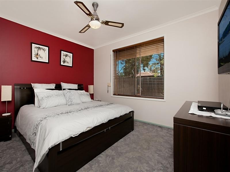 35 Damian Drive, Salisbury Heights SA 5109