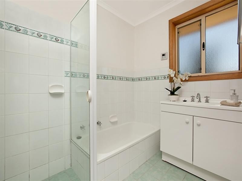 35 Baxter Avenue, Surrey Downs SA 5126