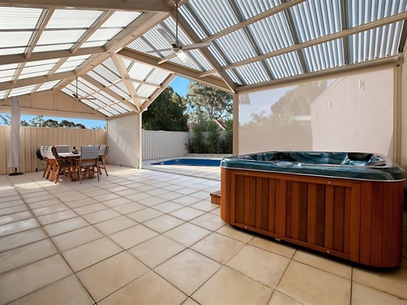 3 Gifford Avenue, St Agnes SA 5097