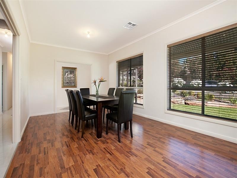 36 Heather Drive, Ridgehaven SA 5097