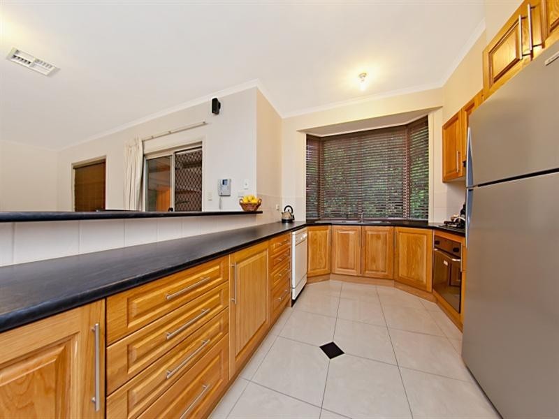 36 Heather Drive, Ridgehaven SA 5097