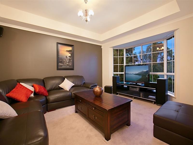 54 Gaylard Crescent, Redwood Park SA 5097