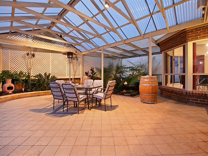 54 Gaylard Crescent, Redwood Park SA 5097