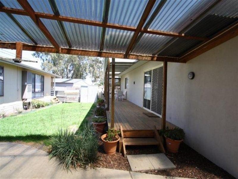 9 Honeysuckle Drive, Hope Valley SA 5090