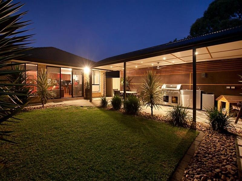 11a Pompoota Road, Hope Valley SA 5090