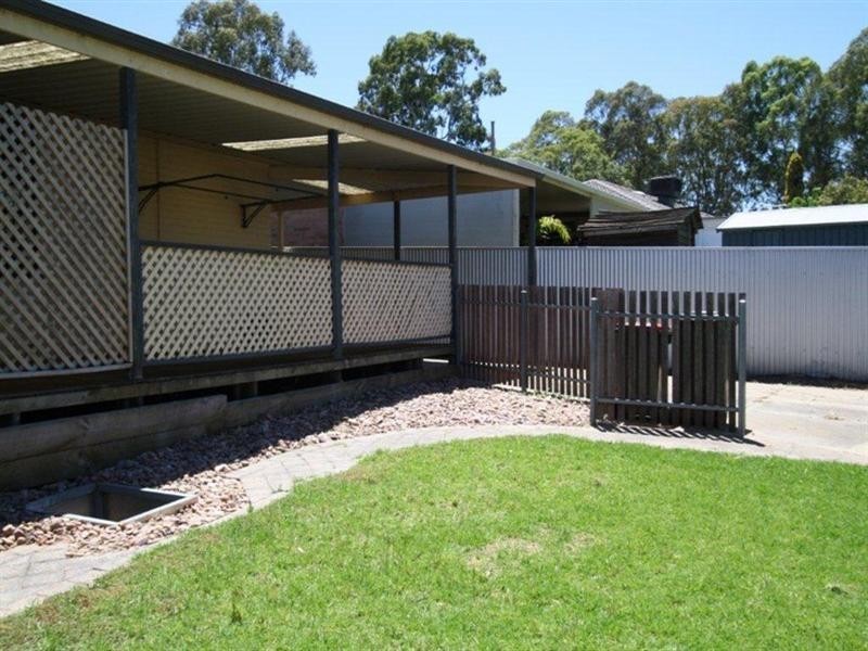 38 Francis Street, St Agnes SA 5097