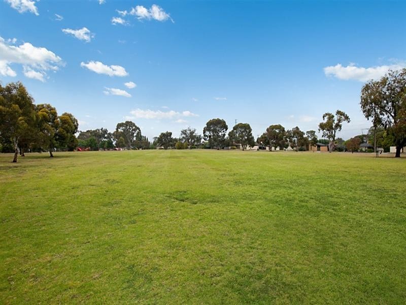 15 Noya Avenue, Modbury Heights SA 5092