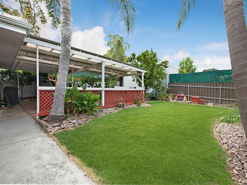 15 Maughan Avenue, Redwood Park SA 5097