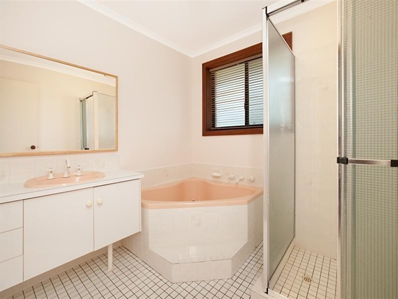 9 John Renwick Place, Modbury Heights SA 5092