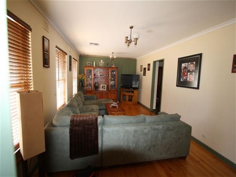 1 Lincoln Avenue, Salisbury East SA 5109