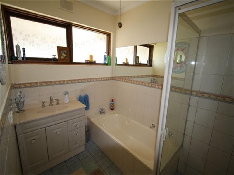 1 Lincoln Avenue, Salisbury East SA 5109